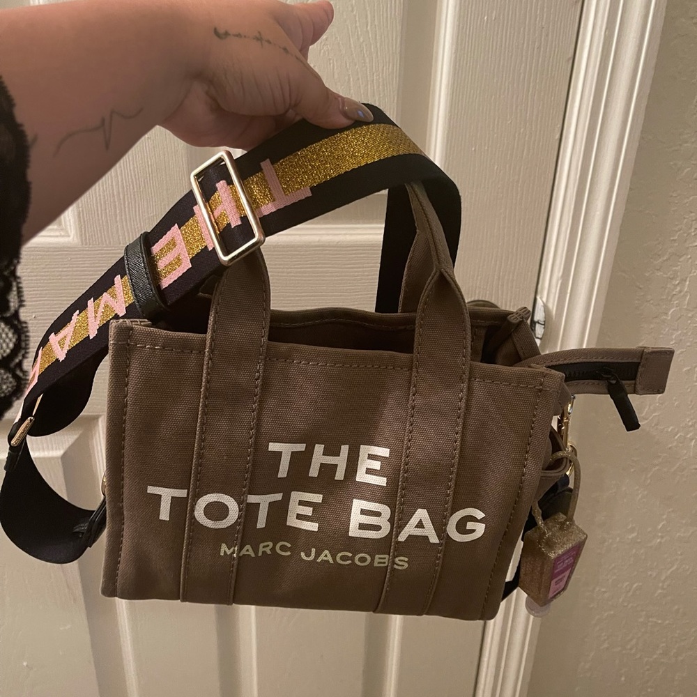 Mini Marc jacobs tote bag and logo strap